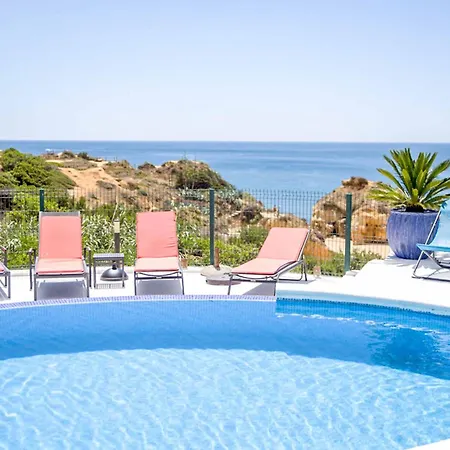 De La Albufeira